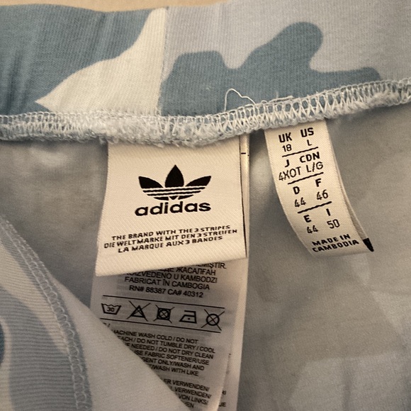 Blue Camo Adidas leggings NWOT - Picture 5 of 5